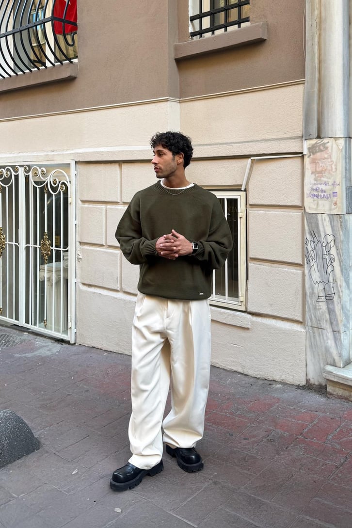 Yırtık Model Triko Kazak