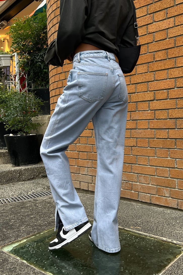 Yırtmaç Detay Mavi Baggy Jean