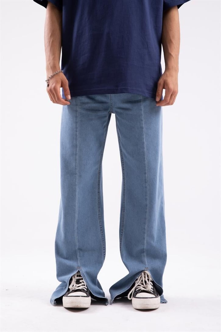 Yırtmaç Detaylı Baggy Jean