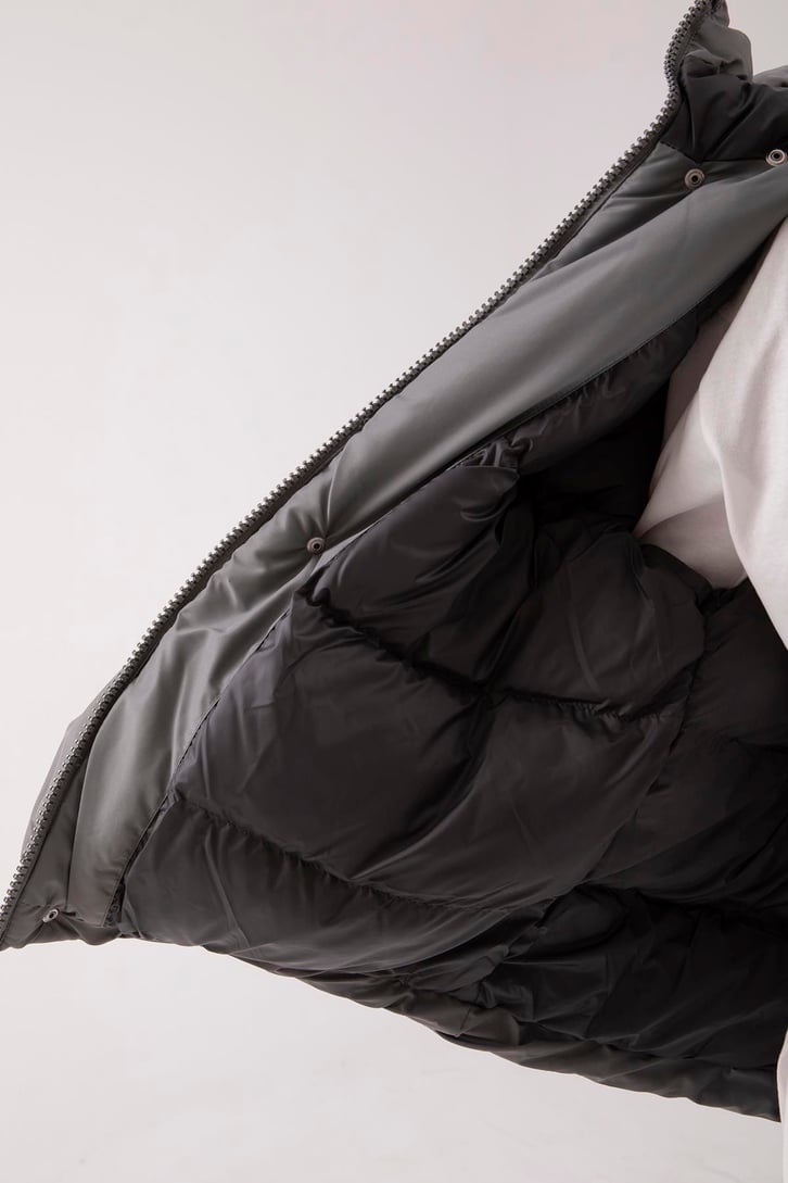 Yüksek Yaka Puffer Mont