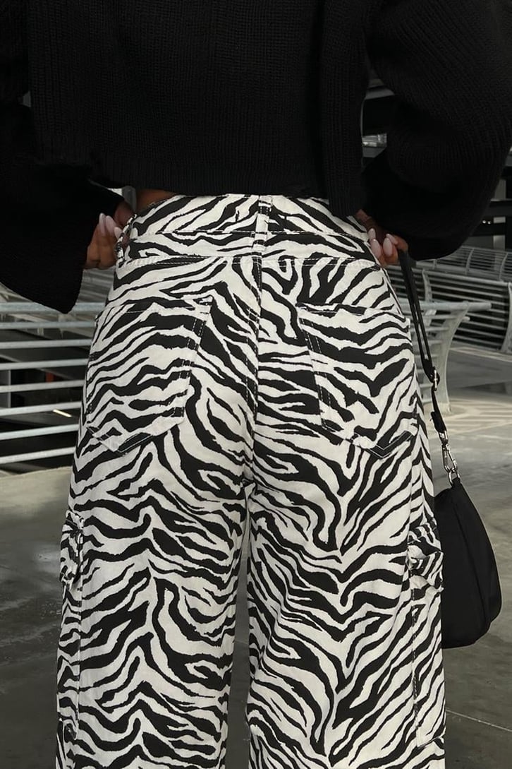 Zebra Desen Siyah Baggy Jean
