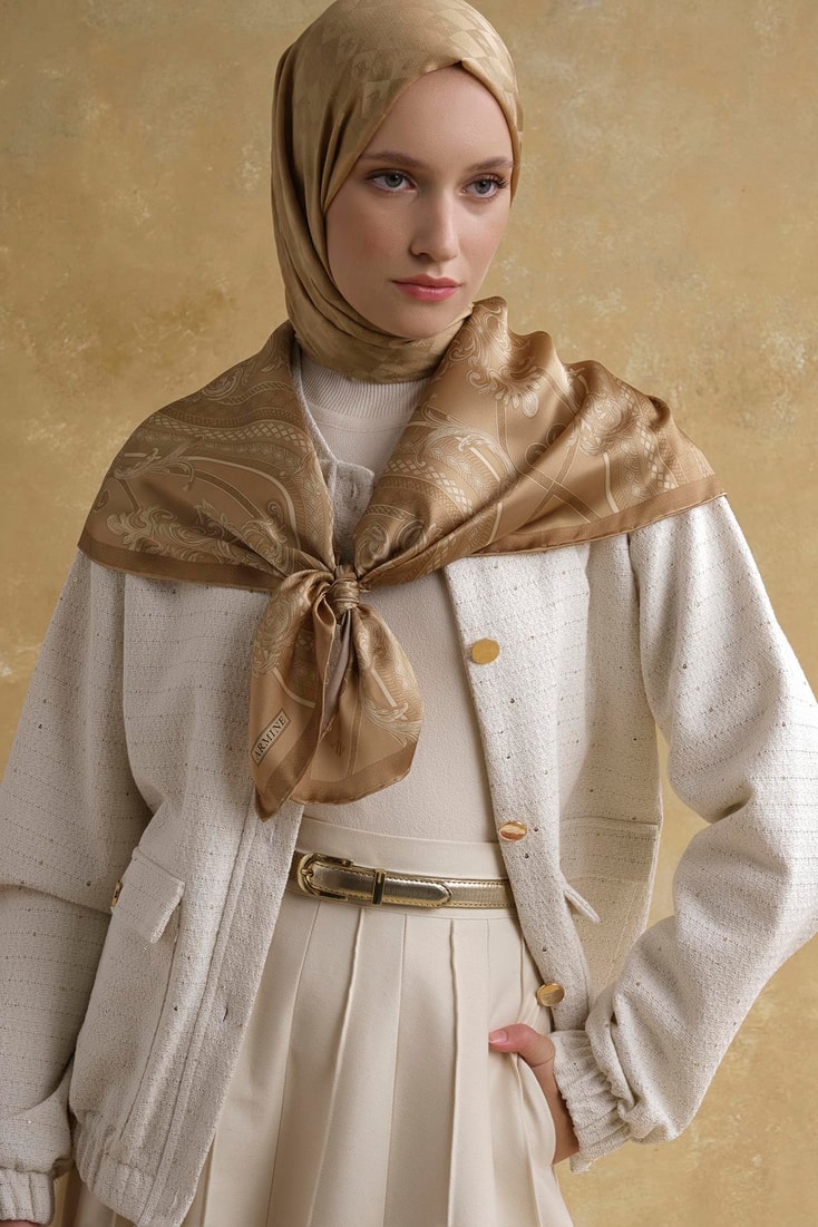 Sim Detaylı Bomber Ceket Beyaz