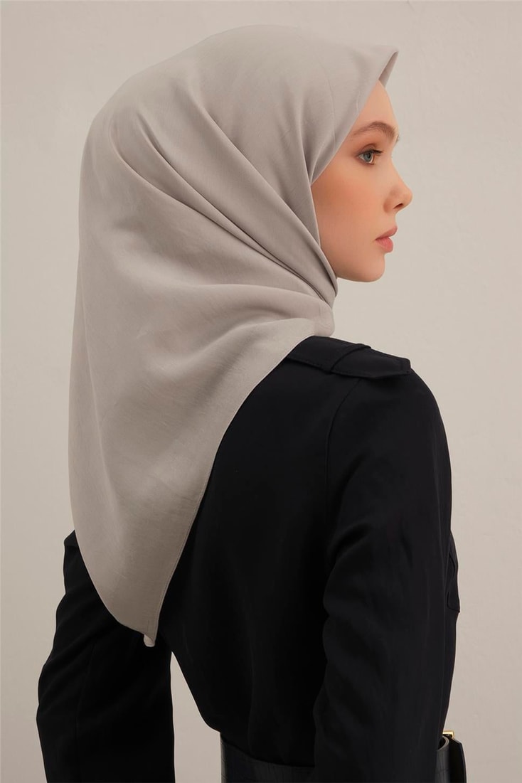 Armine Bordürlü Lyocell Eşarp 23