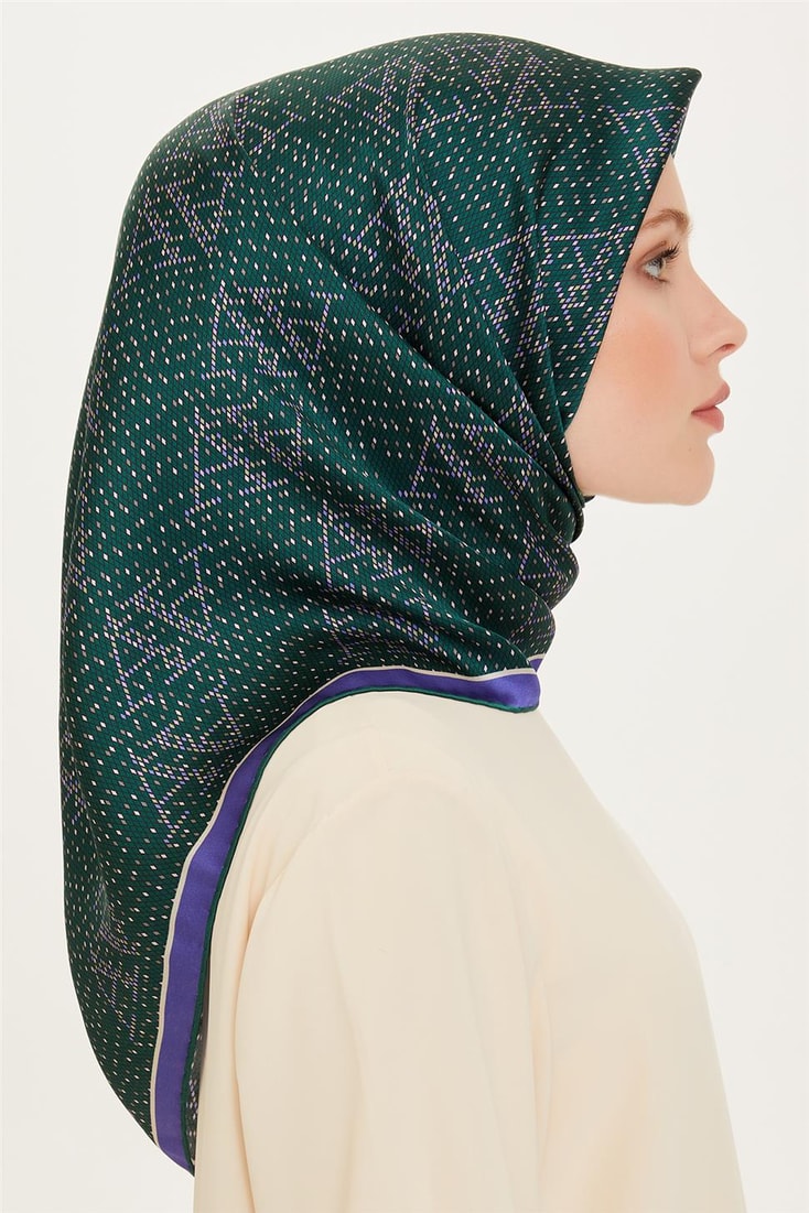 Armine Monogram Desenli Sura Saf İpek Eşarp 9228D 85 