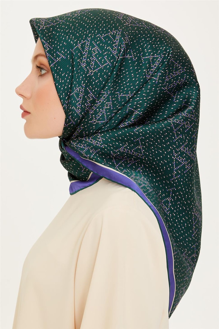 Armine Monogram Desenli Sura Saf İpek Eşarp 9228D 85 