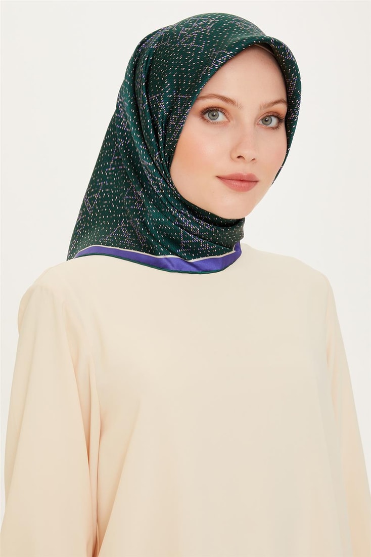 Armine Monogram Desenli Sura Saf İpek Eşarp 9228D 85 