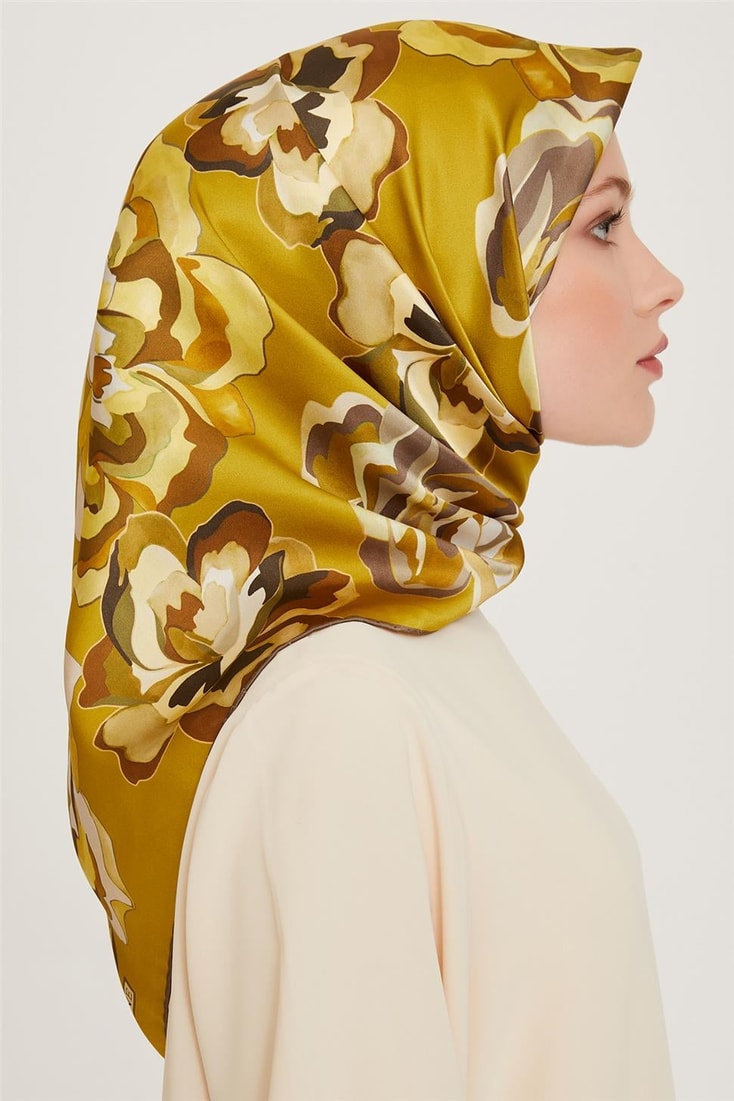 Armine Çiçek Desenli Sura Saf İpek Eşarp 9234D 01 31 