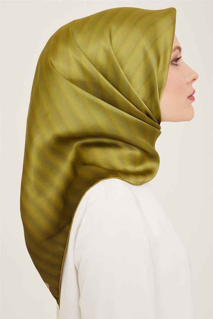 Armine Klasik Desenli Sura İpek Eşarp 24Ya9150 50 81