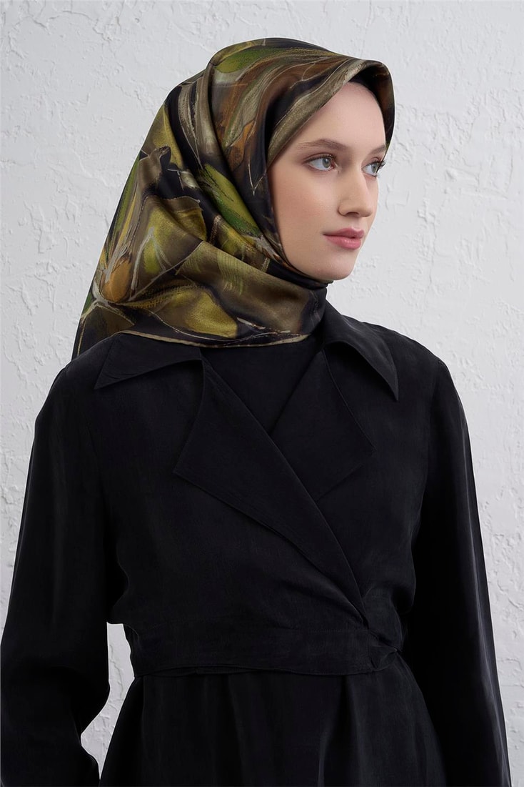 Armine Çiçek Desenli Saf İpek Twill Eşarp 9406D 05 
