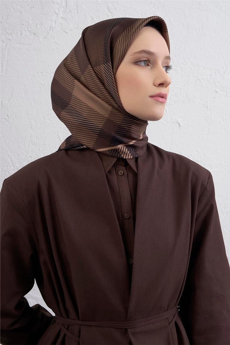 Armine Geometrik Desenli Saf İpek Twill Eşarp 9418D 33 