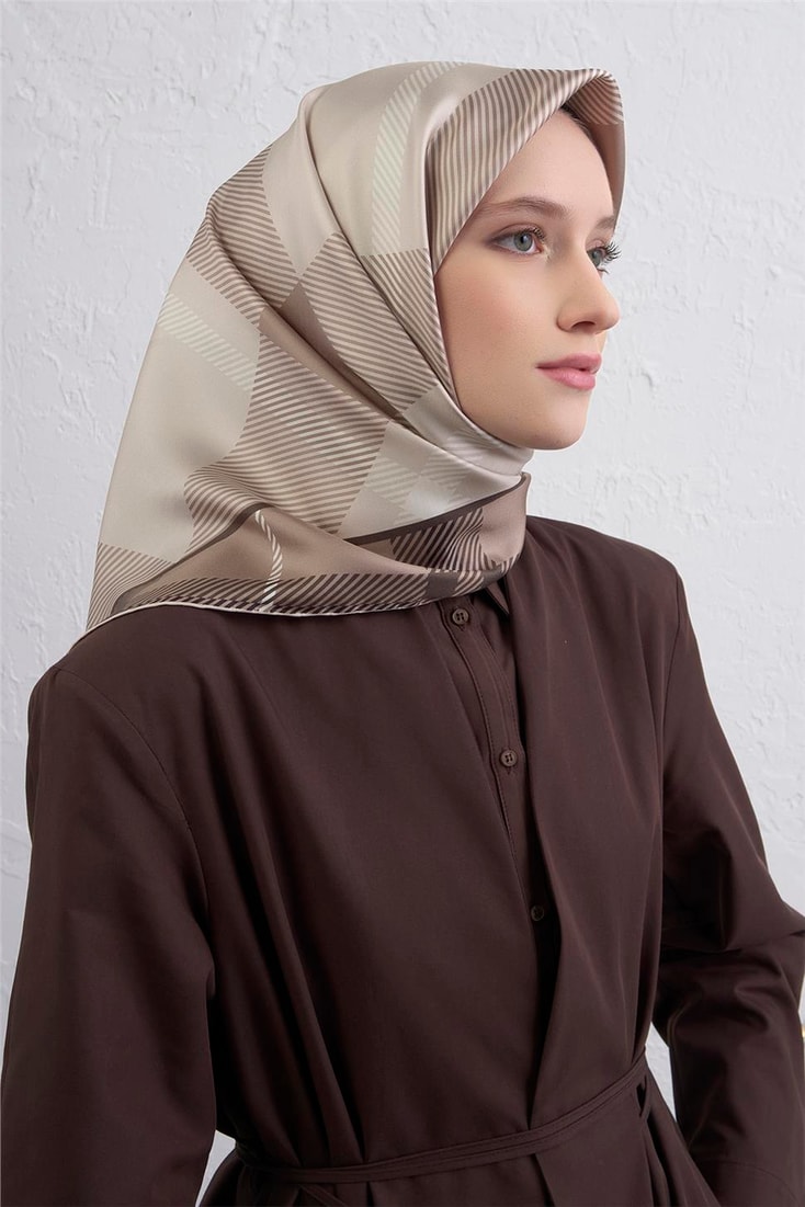 Armine Geometrik Desenli Saf İpek Twill Eşarp 9418D 36 