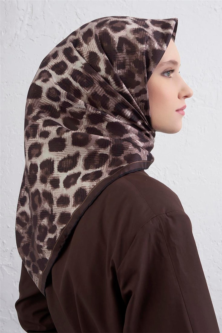Armine Klasik Desenli Saf İpek Twill Eşarp 9425D 53