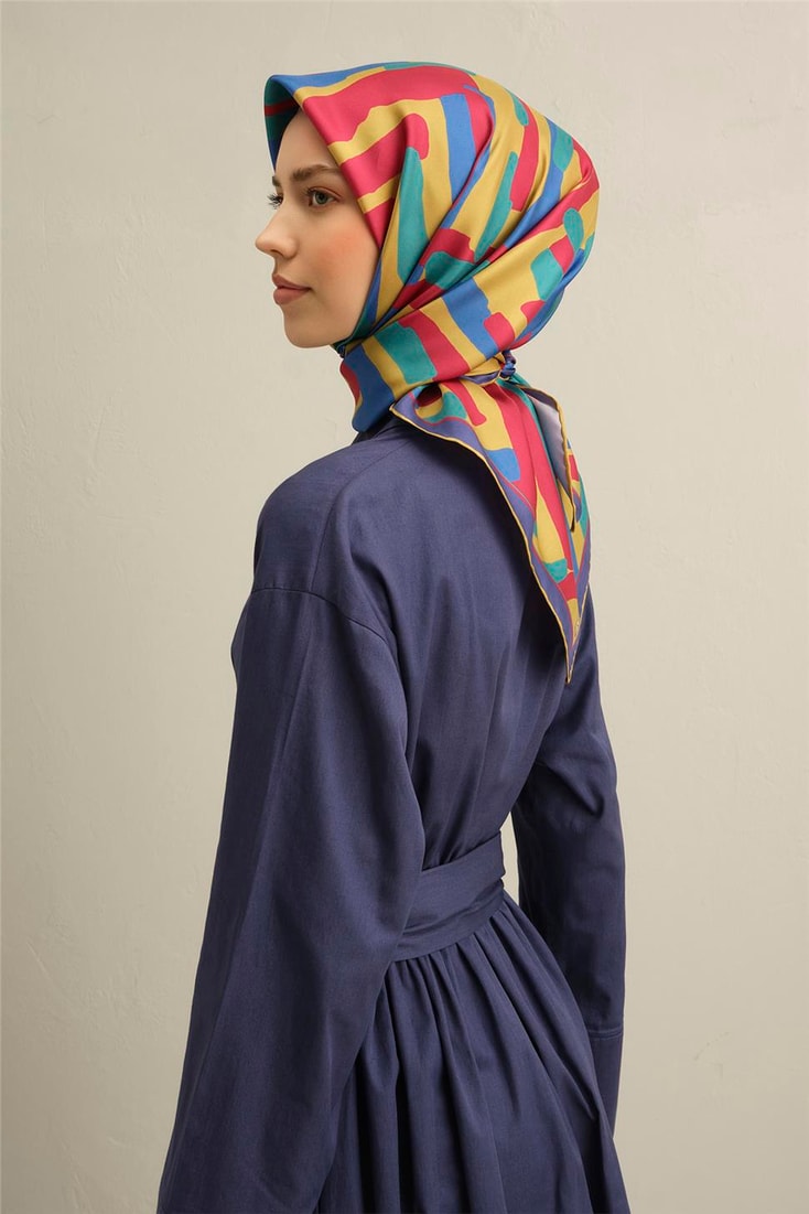 Armine Geometrik Desenli Saf İpek Twill Eşarp 9303D 50 