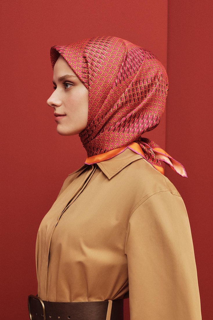 Armine Klasik Desenli Saf İpek Twill Eşarp 9319D 54 
