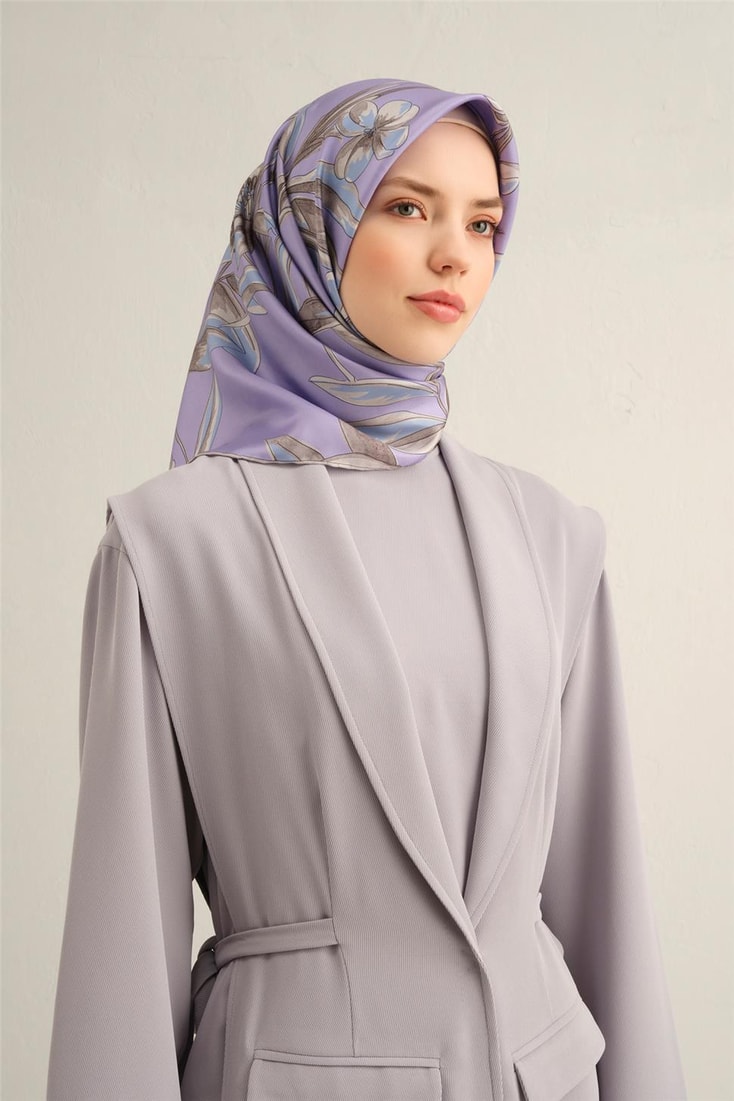 Armine Çiçek Desenli Saf İpek Twill Eşarp 9324D 87 