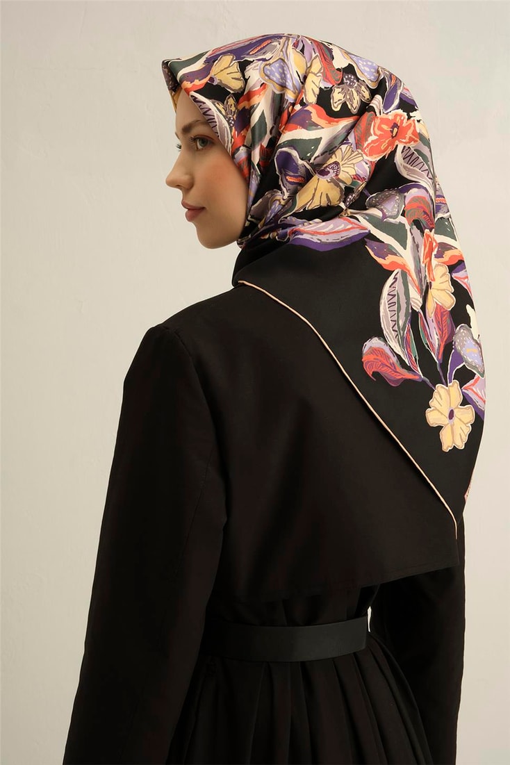 Armine Çiçek Desenli Saf İpek Twill Eşarp 9332D 38 