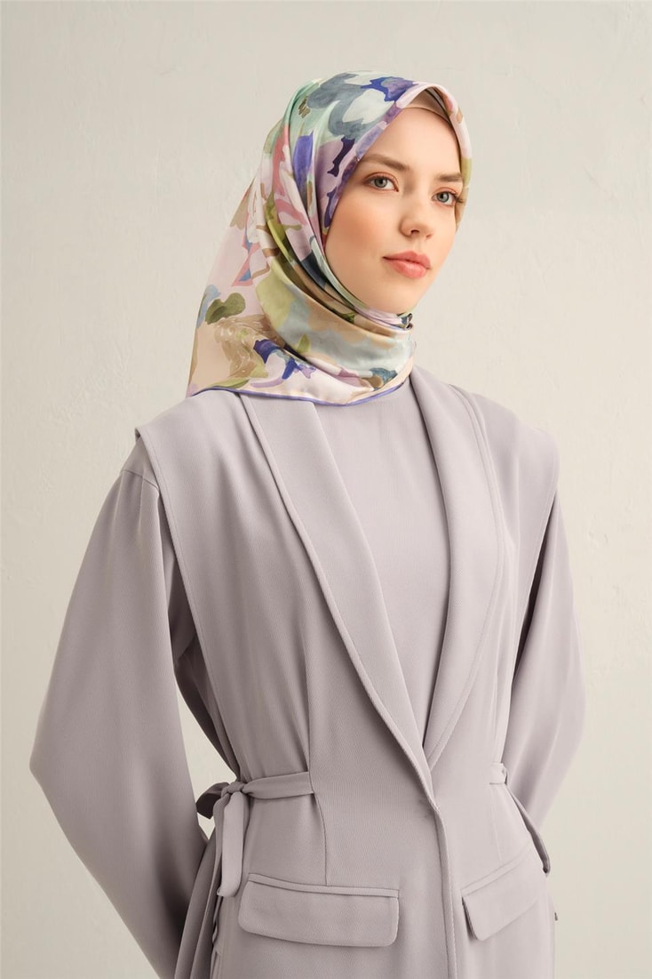 Armine Çiçek Desenli Saf İpek Twill Eşarp 9334D 33 