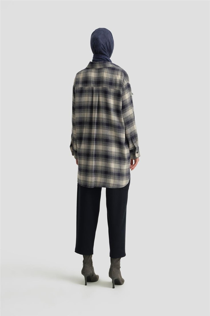 Armine Kapaklı Cepli Oduncu Gömlek ORT3637 Lacivert