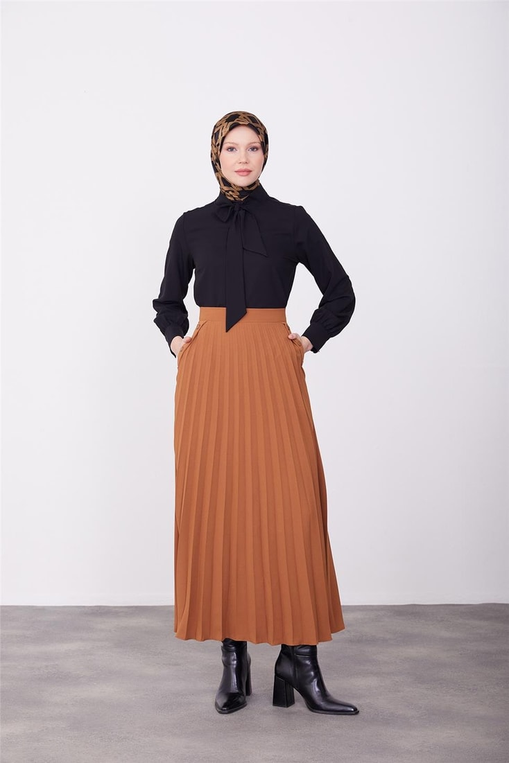 Armine Cepli Ve Piliseli Etek 23K1509 Badem