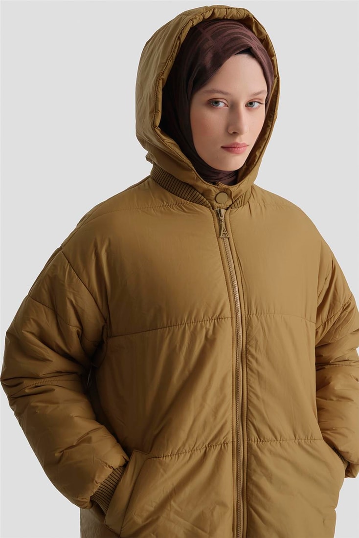 Armine Seyyar Kapüşonlu Oversize Kaban 23K7210 Camel