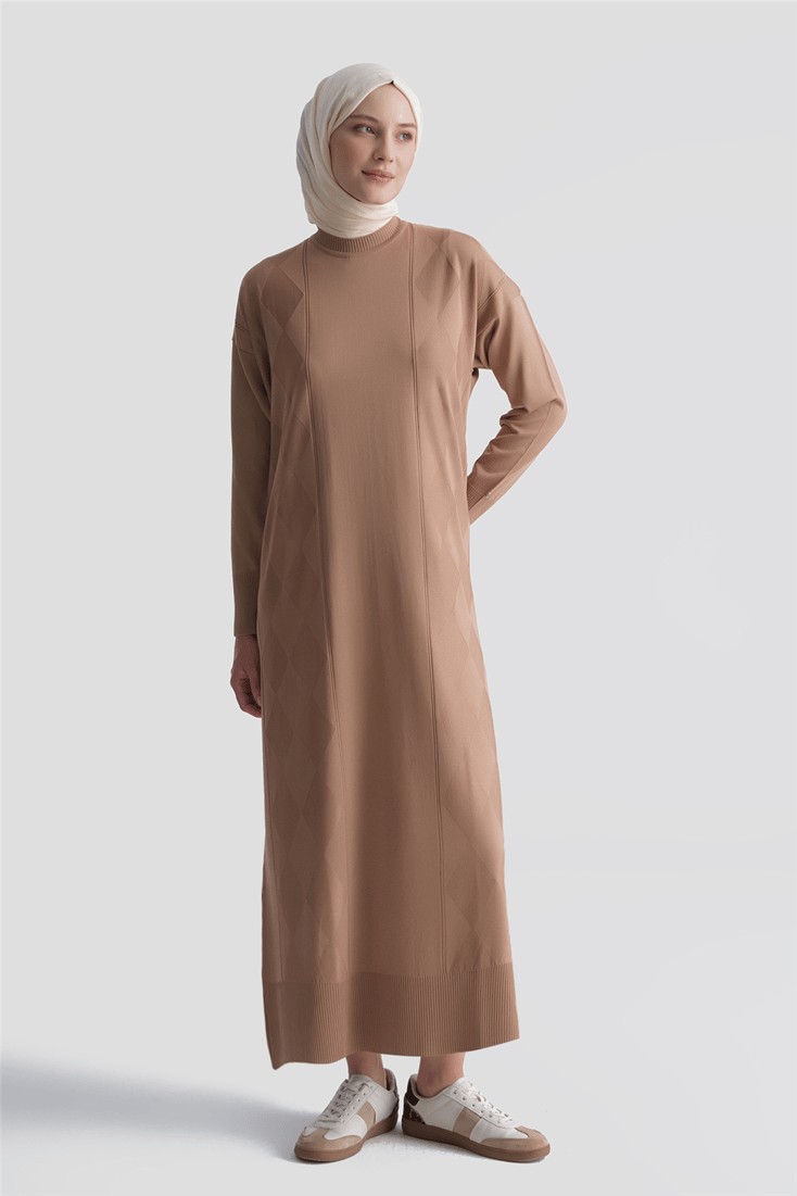 Armine Baklava Desenli Triko Elbise 25KTD958 Latte 