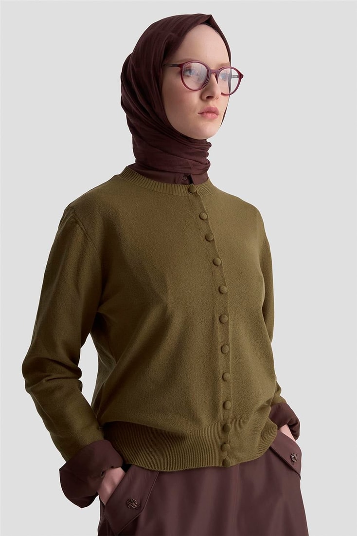 Armine Düğme Detaylı Basic Hırka 25KD7012 Haki
