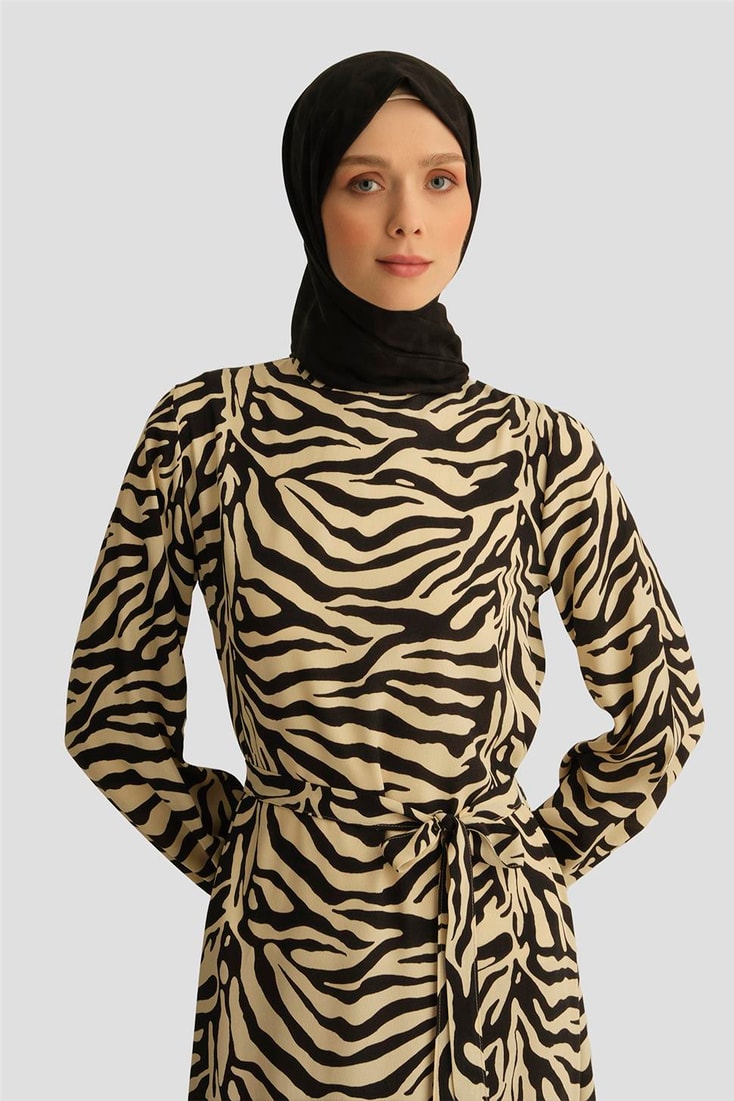 Armine Trend Elbise 25YT928 Siyah - Beyaz