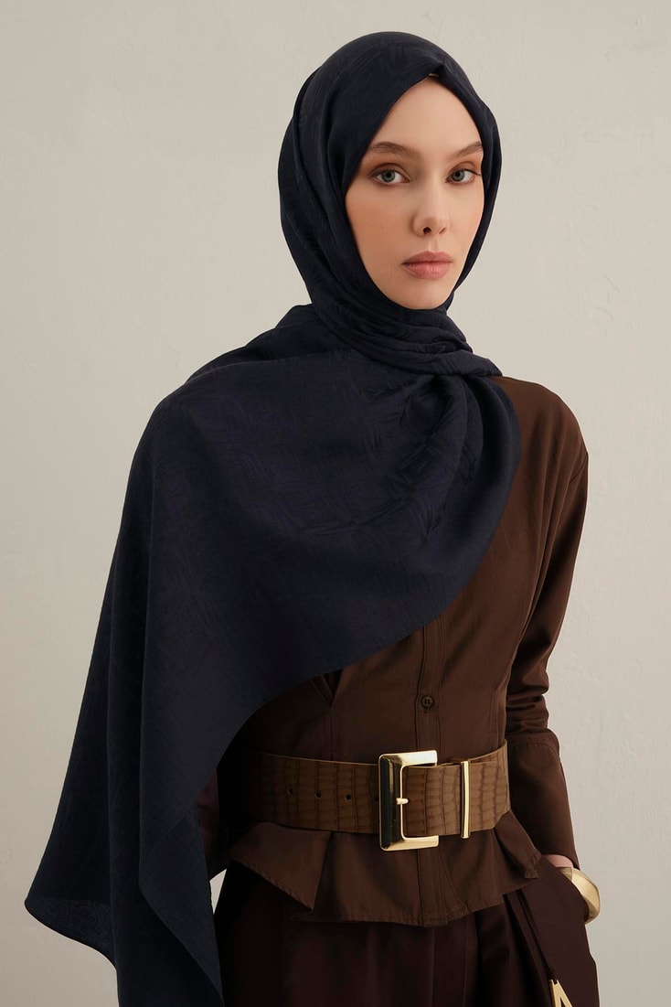 Armine Lyocell Naia Kare Monogram Şal 6 03 Koyu Lacivert