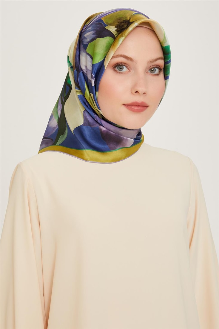Armine Sura Saf İpek Eşarp 9205D 84 83