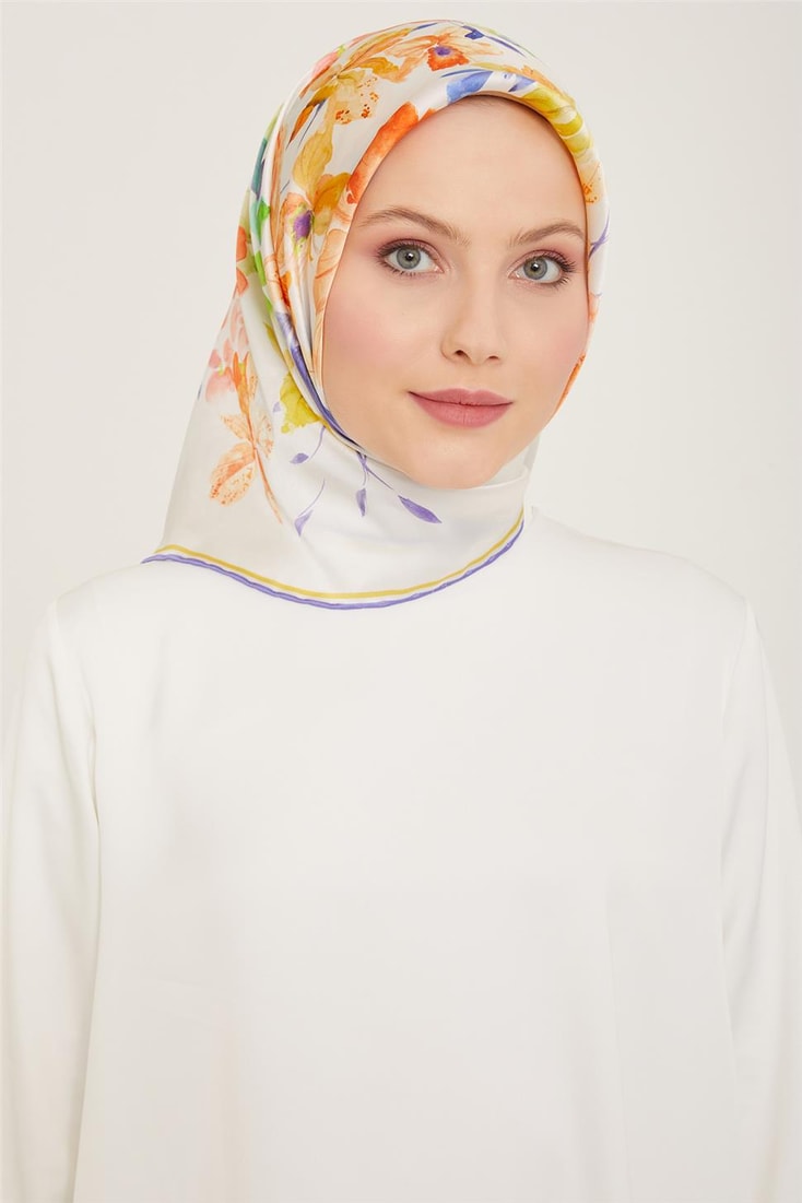 Armine Sura İpek Eşarp 24Ya9127 31 03