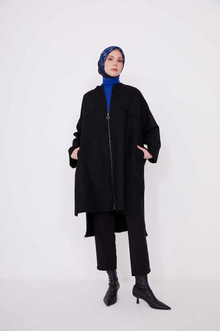 Armine Asimetrik Ve Oversize Fermuarlı Hırka 22K5915 Siyah