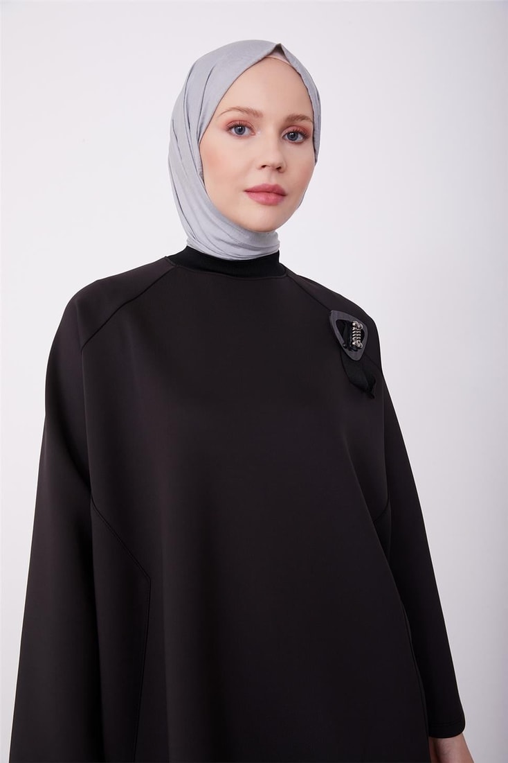 Armine Brooch Detailed Tunic 23K4722 Black