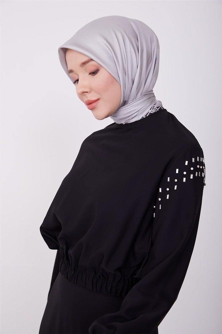 Armine Padded and Stoned Blouse Skirt Set 23K6736 Black