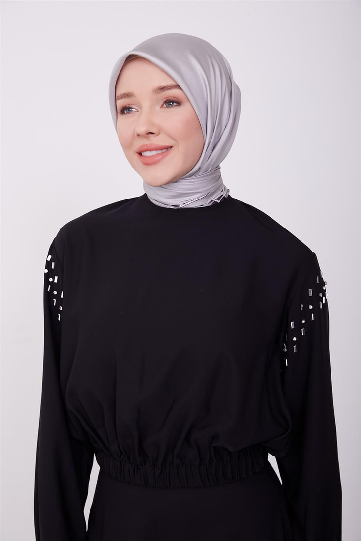 Armine Padded and Stoned Blouse Skirt Set 23K6736 Black