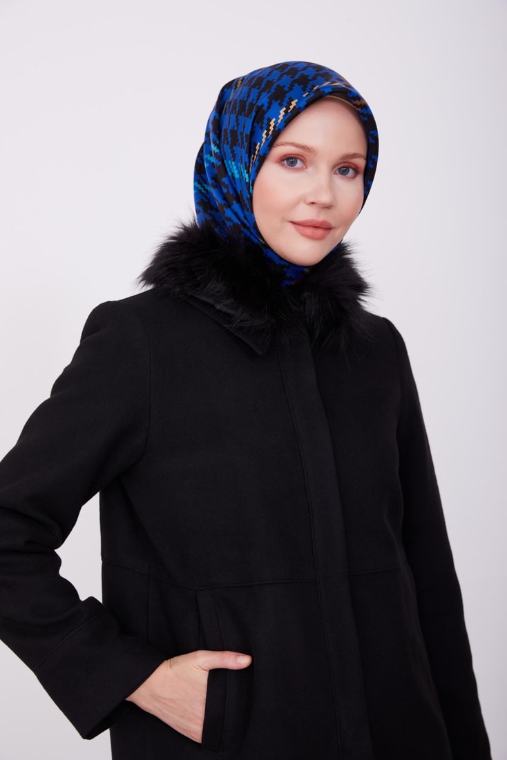 Armine Fur Collar Detailed Front Placket Coat 23K7814 Black