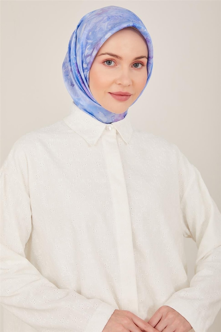 Armine Brodeli Short Front Long Back Shirt 23Y3332 Ecru