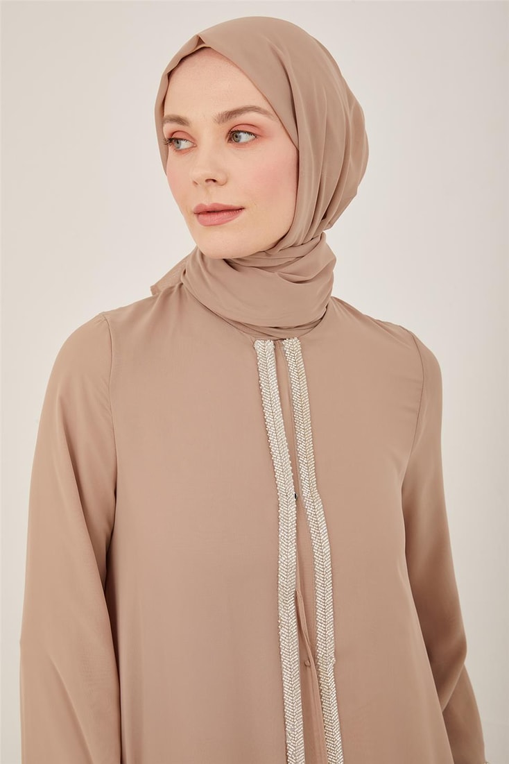 Armine Stylish Abaya 23Y8400 Beige