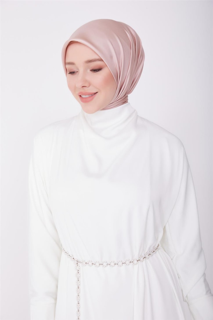 Armine 2 Kuşaklı Degaje Yaka Abiye Elbise 23Y9611 Ekru