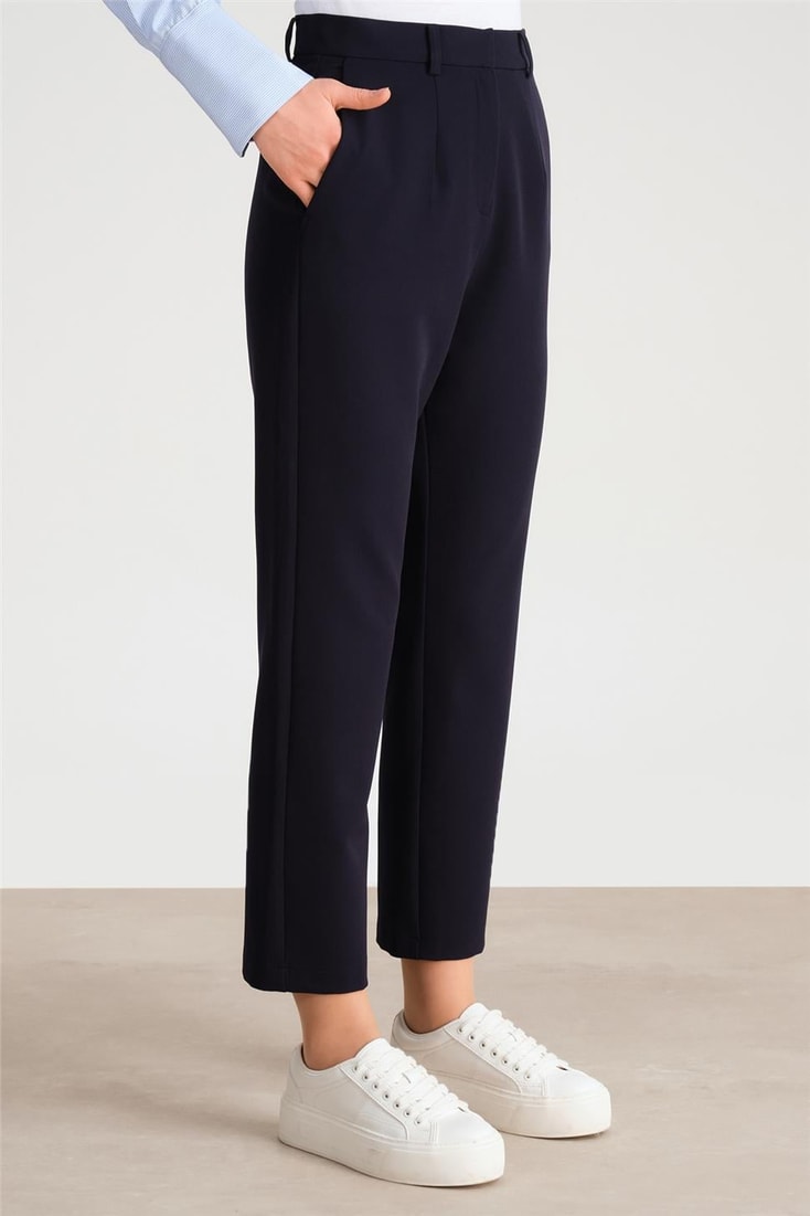 Armine Iron-Traced Trousers 24Y2613 Navy Blue