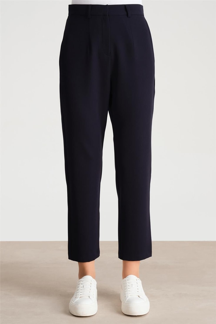 Armine Iron-Traced Trousers 24Y2613 Navy Blue