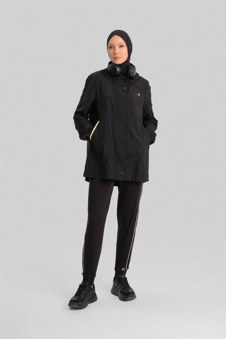 Armine Hooded and Allerli Active Short Raincoat 24Y5413 Black