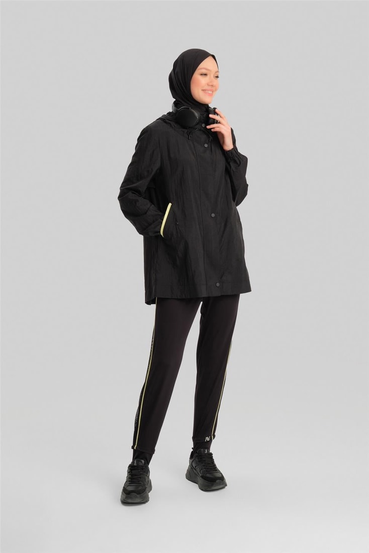 Armine Hooded and Allerli Active Short Raincoat 24Y5413 Black