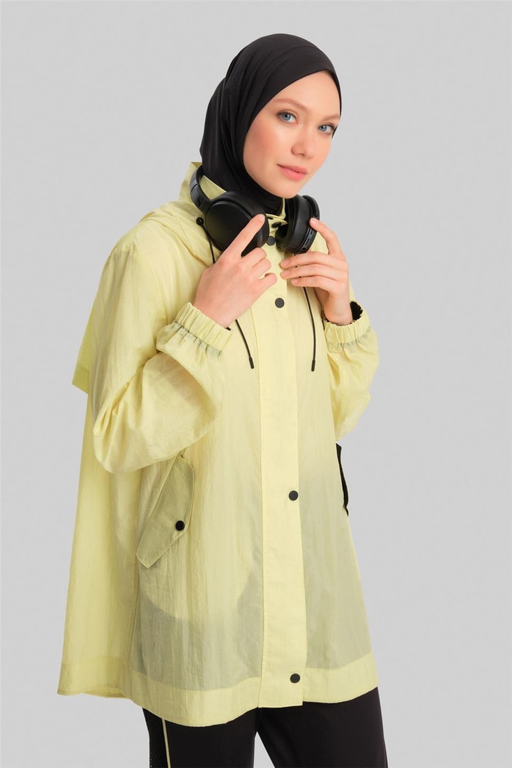 Armine Hooded and Allerli Active Short Raincoat 24Y5413 Lime Green