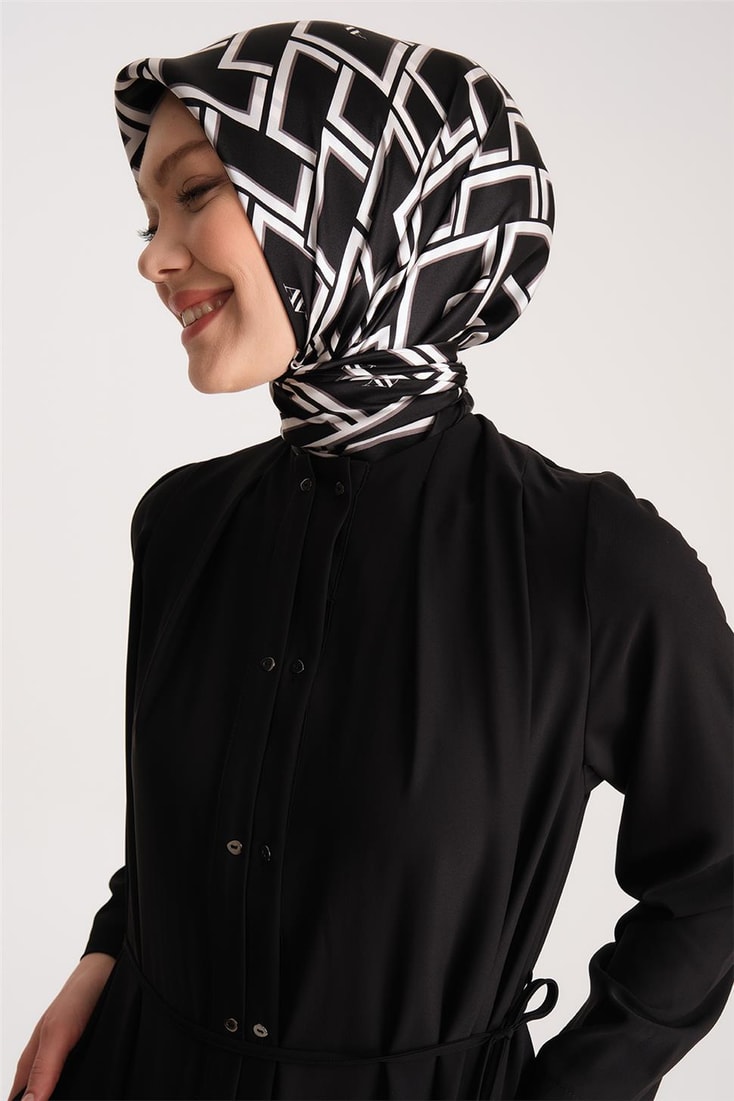 Armine Double Buttoned and Pleated Abaya 24Y8803 Black