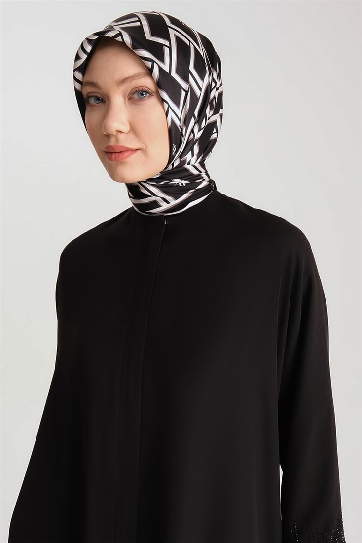 Armine Organza and Stone Detailed Abaya 24Y8805 Black