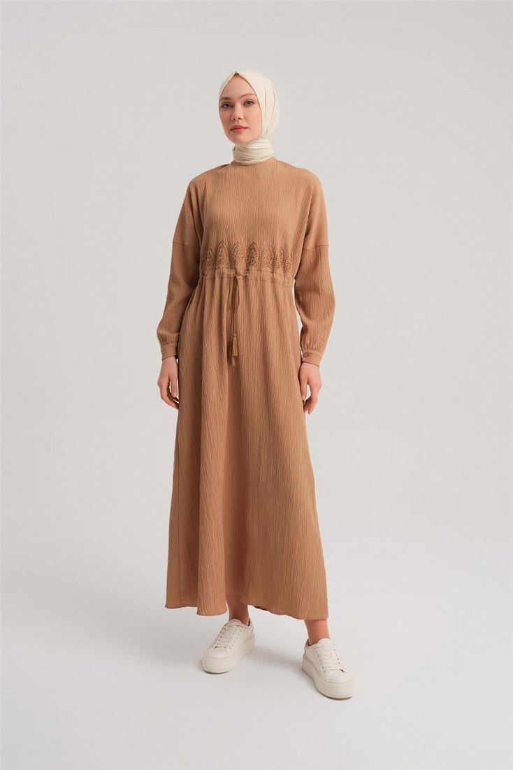 Armine Beli Nakışlı Elbise 24Y9811 Camel