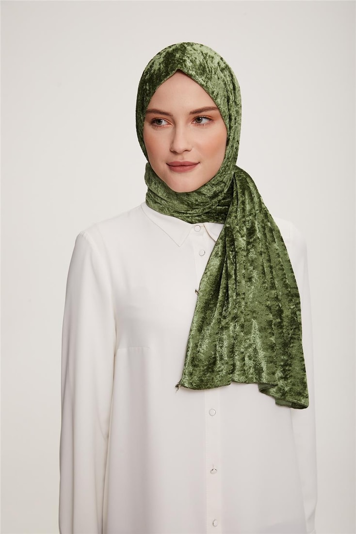 Armine Trend Knitted Shawl 1 6 16