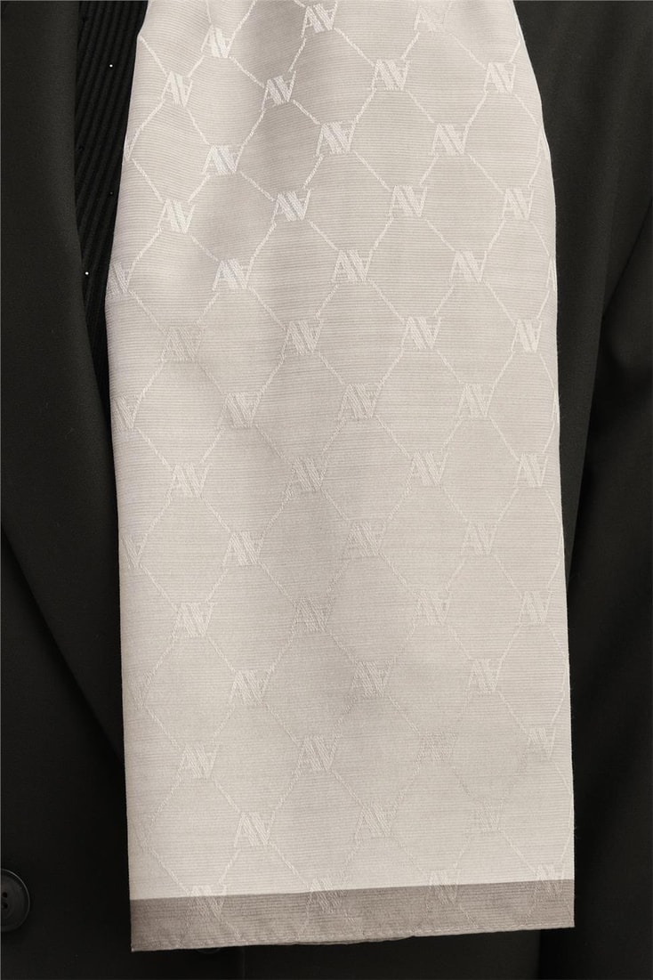 Armine Trend Monogram Shawl 2 118 140