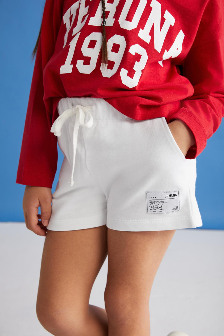 AMARE-GRM24037 100% pamuk 3 iplik süs etiketli kız çocuk şort Ekru Şort