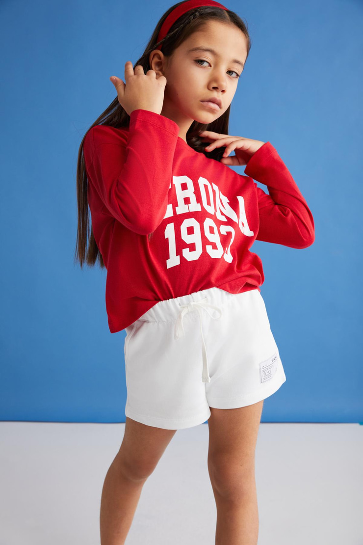 AMARE-GRM24037 100% pamuk 3 iplik süs etiketli kız çocuk şort Ekru Şort